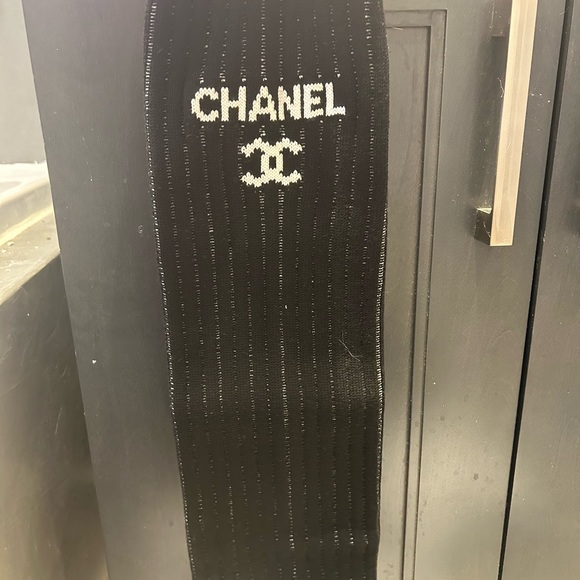 SOLD - Chanel 24C black gaiters/leg warmers. - Picture 4 of 4